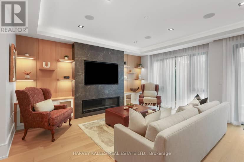 90 Roe Avenue — photo 18 of 40