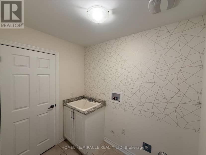 42 Arthur McLaughlin Street — photo 29 of 29