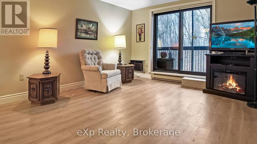 402 - 5 Valleyside Drive — photo 7 of 16