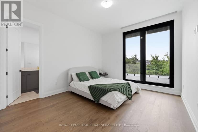 36 Windemere Road — photo 33 of 40