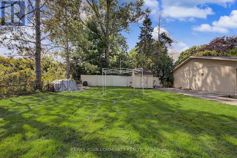 745088 Oxford Road 17 — photo 31 of 39