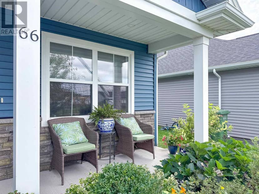 66 Holmes Lane, East Royalty, photo 2