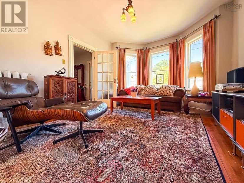 30 Beacon Street — photo 14 of 40