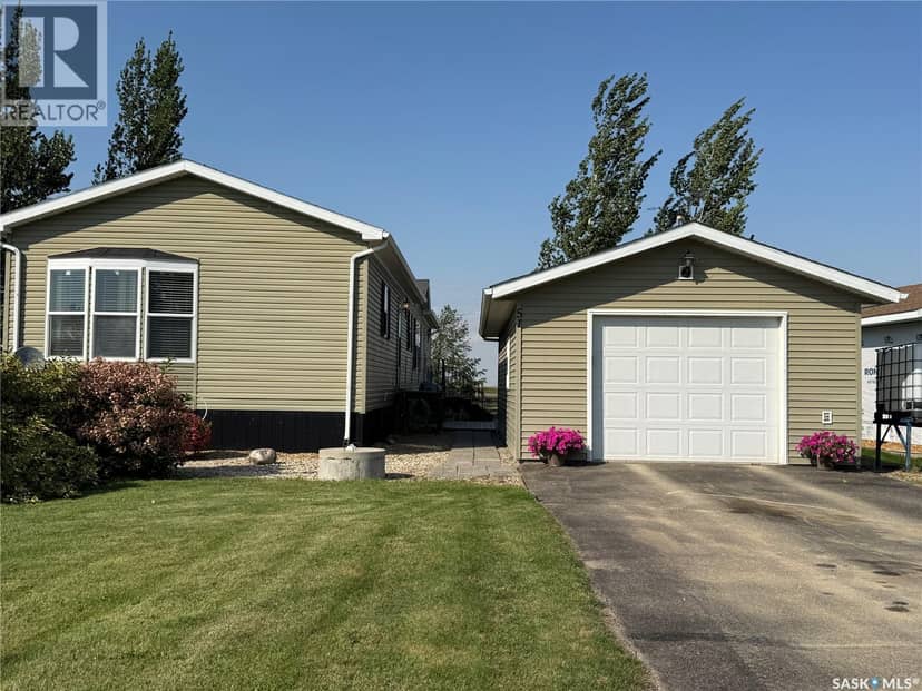 51 Harbour View DRIVE — photo 1 of 35