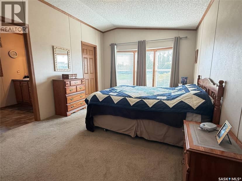 51 Harbour View DRIVE — photo 11 of 35