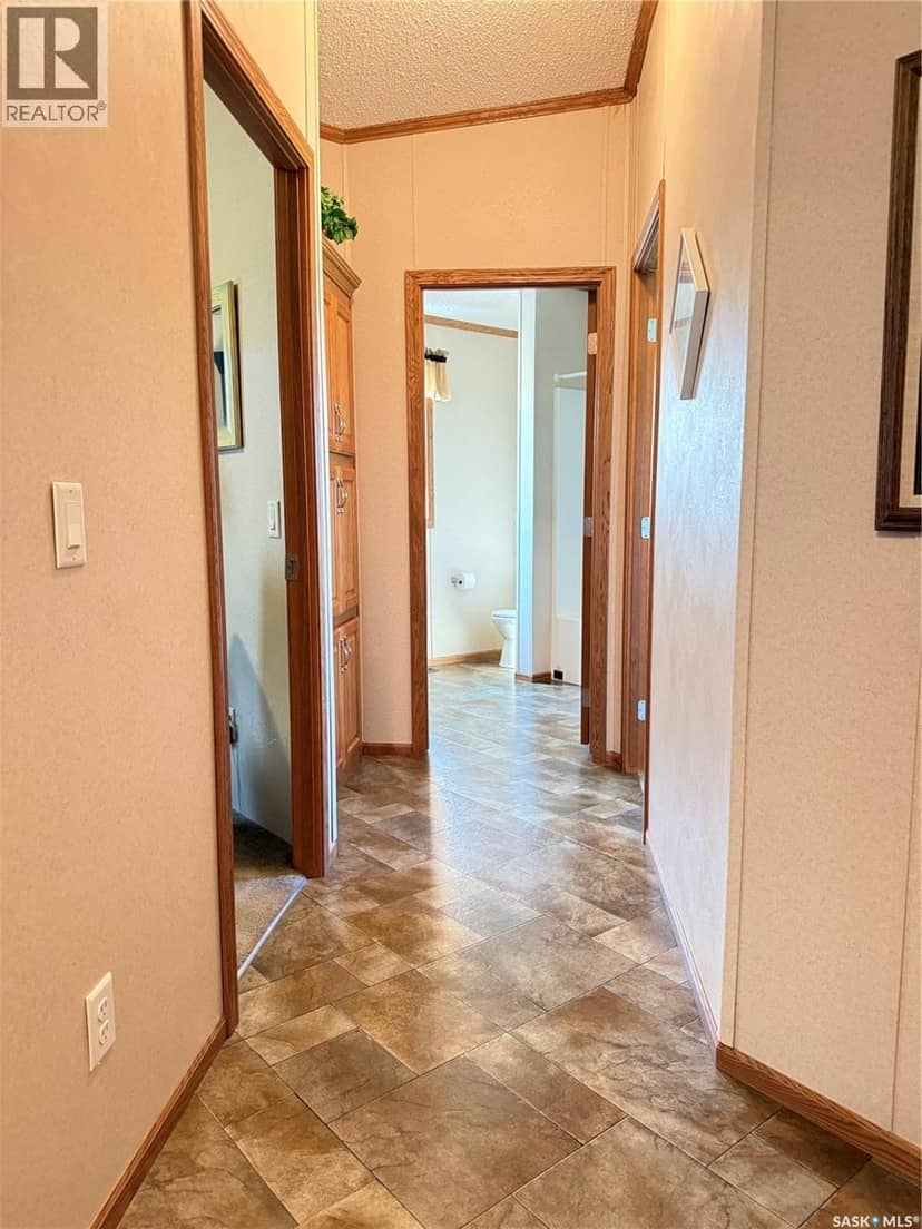 51 Harbour View DRIVE — photo 15 of 35