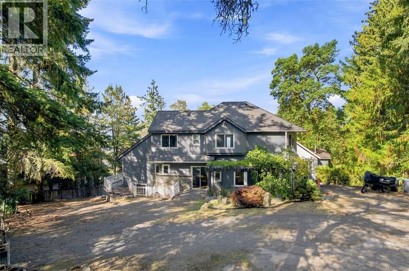 945 Little Mountain Rd, Errington