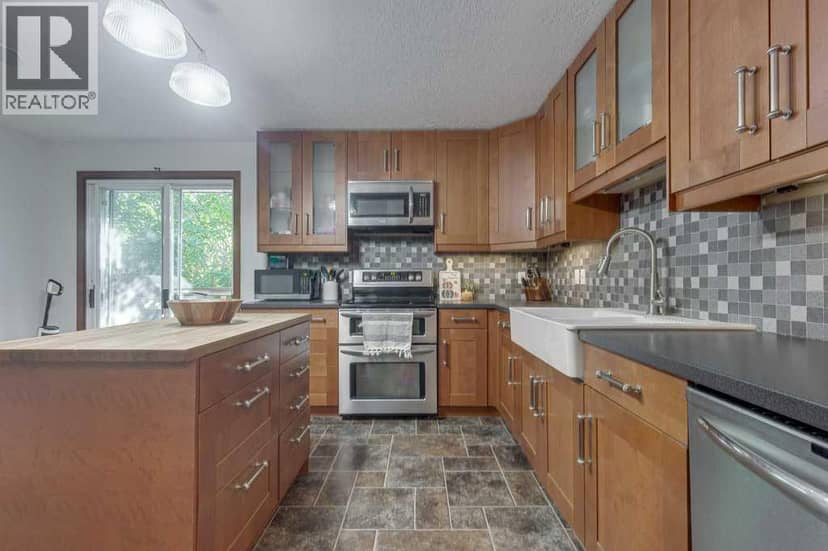 517 Royal Drive — photo 16 of 40