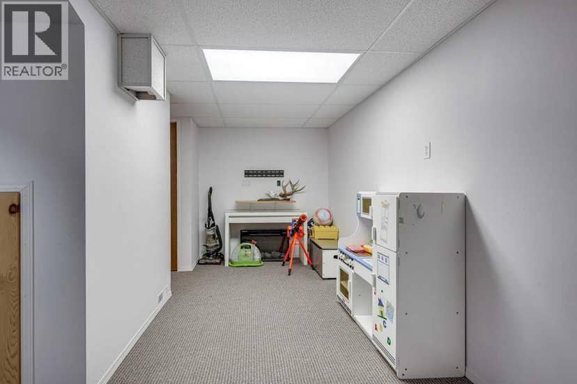 517 Royal Drive — photo 35 of 40