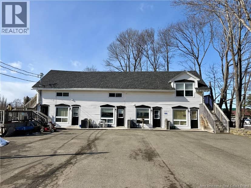 404 Main Street — photo 13 of 33