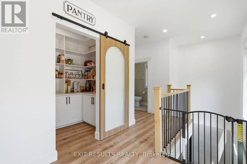 2083 Groves Road — photo 16 of 40