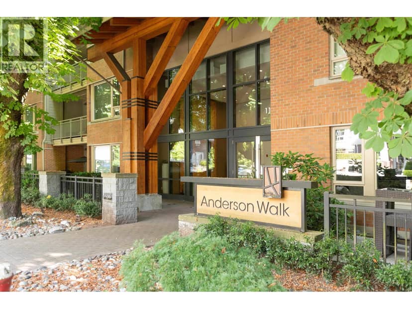 113 119 W 22ND STREET, North Vancouver