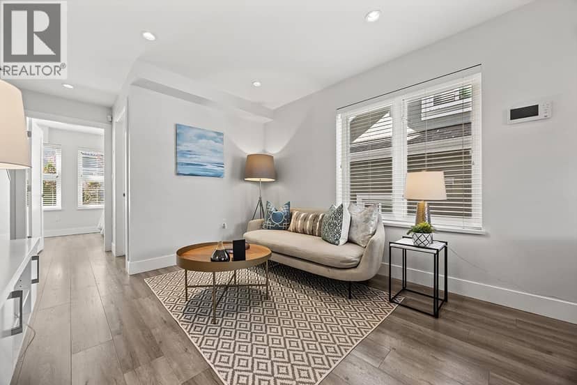 5440 RHODES STREET, Vancouver, photo 3