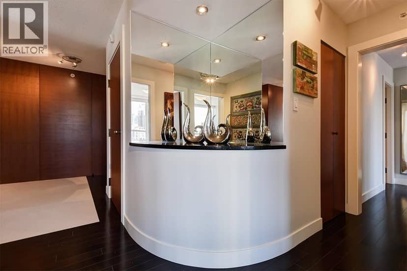 2106 1228 MARINASIDE CRESCENT, Vancouver, photo 2