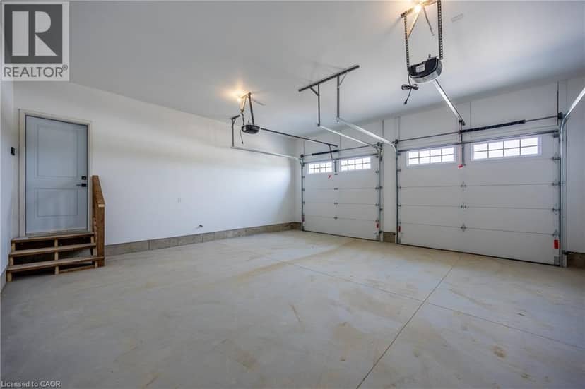 218 SCHOONER Drive — photo 10 of 34