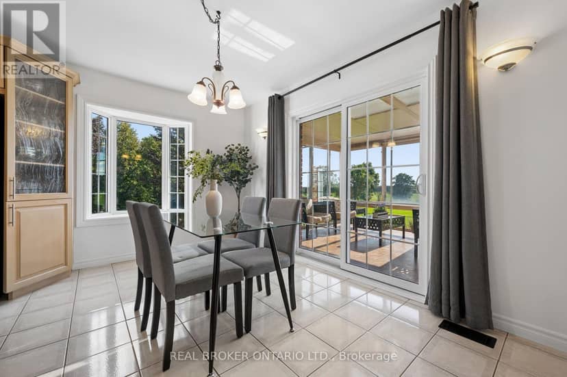 1049 Sheffield Road, Hamilton, photo 7