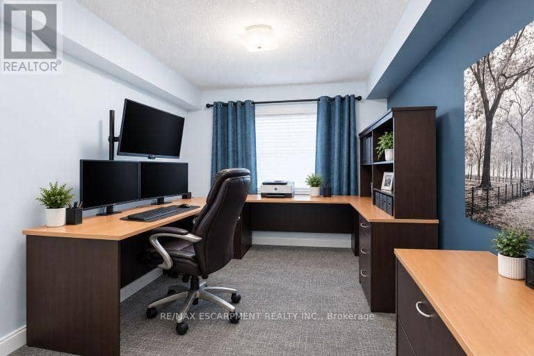 2 - 222 Fellowes Crescent — photo 16 of 32