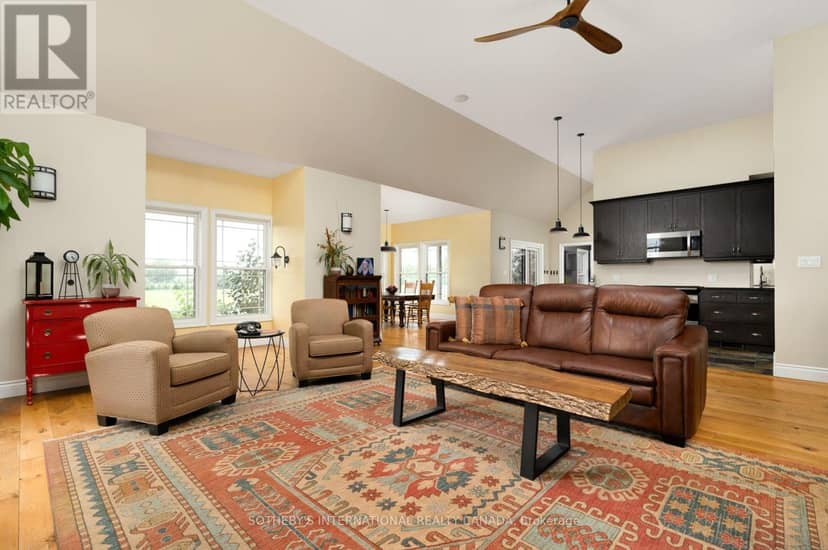 151 Concession 7 Road E — photo 14 of 40