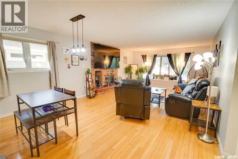 1304 Queen CRESCENT — photo 9 of 40