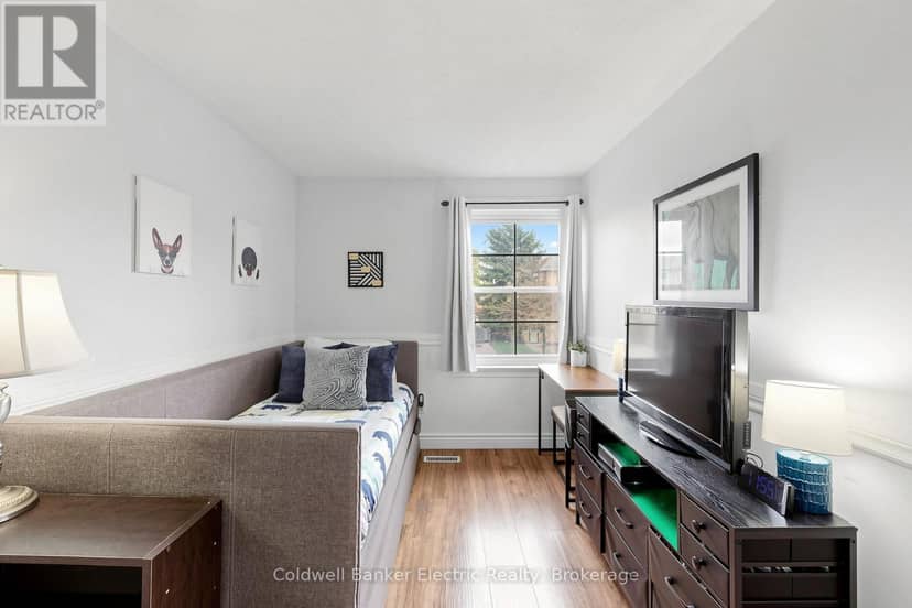 900 Southridge Street — photo 22 of 39
