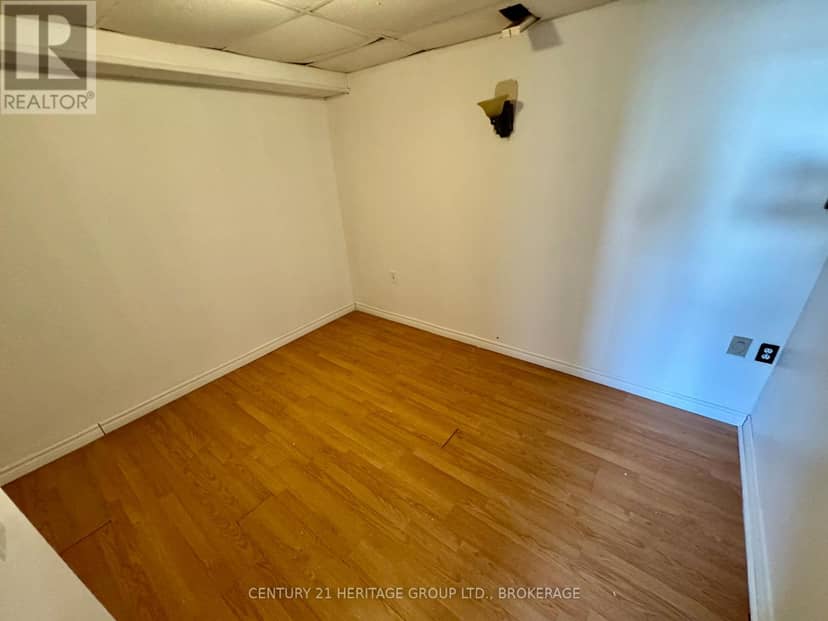 356 Owens Crescent — photo 16 of 21