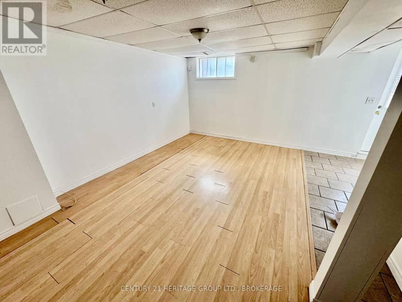 356 Owens Crescent — photo 17 of 21