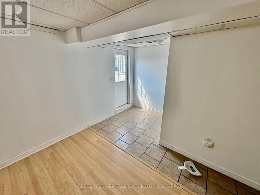 356 Owens Crescent — photo 19 of 21