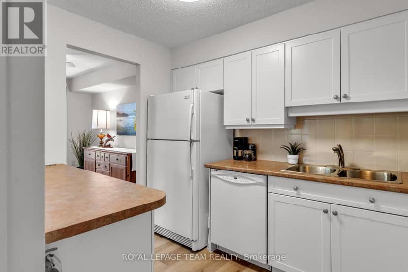 302 - 115 Barrett Court — photo 10 of 40