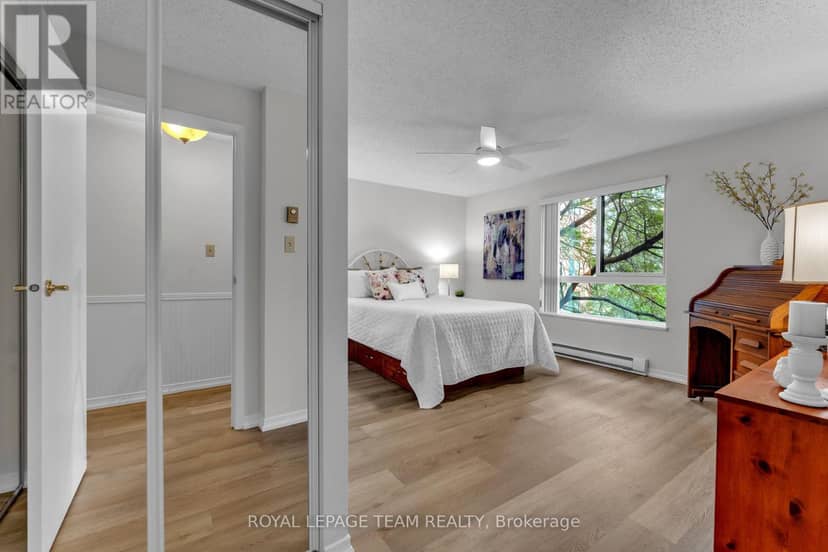 302 - 115 Barrett Court — photo 18 of 40