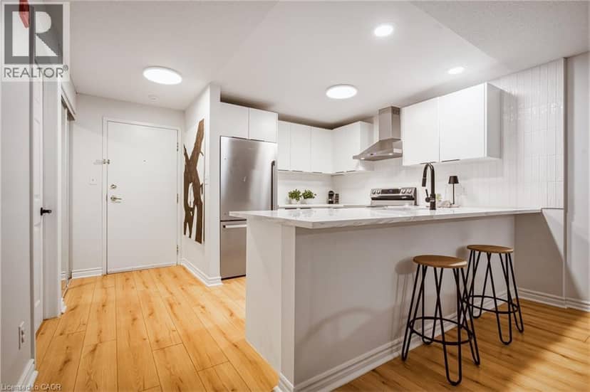 262 DUNDAS Street E Unit# 111 — photo 6 of 39