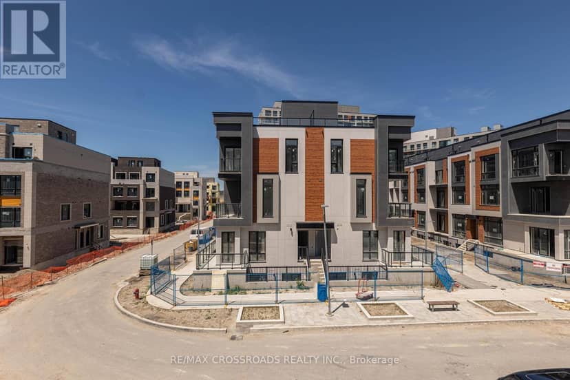 1503 - 11 David Eyer Road — photo 13 of 25