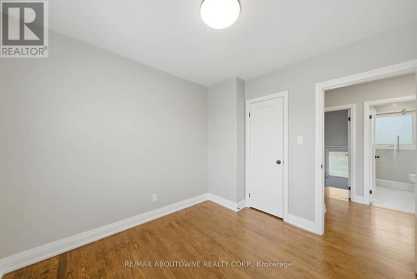 134 Wakefield Road — photo 19 of 40