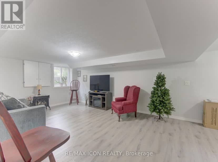 104 Mausser Avenue — photo 34 of 40