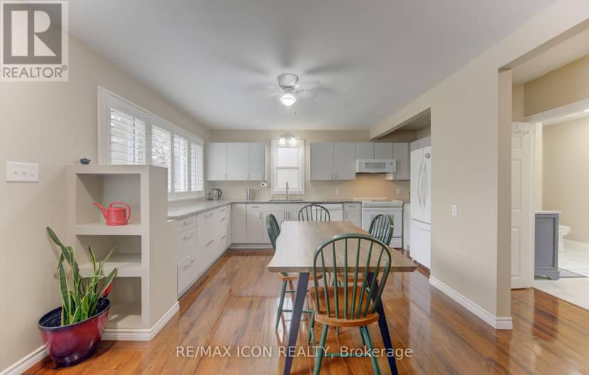 104 Mausser Avenue — photo 6 of 40