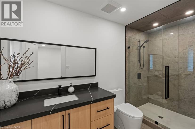 58 KENMIR Avenue — photo 35 of 40