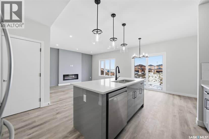 864 Nightingale ROAD — photo 3 of 24