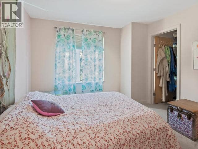 11-35 Normandy Road — photo 21 of 35