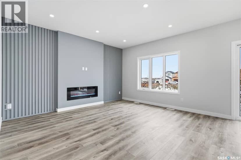 864 Nightingale ROAD — photo 10 of 24