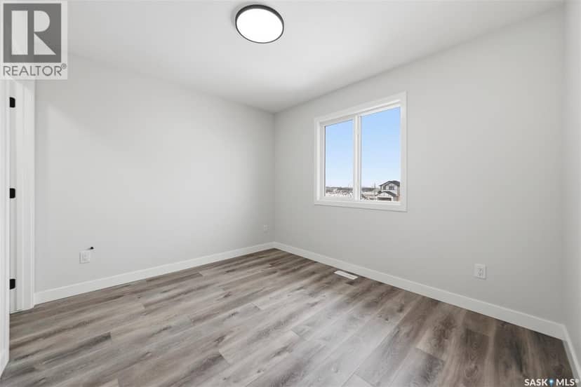 864 Nightingale ROAD — photo 16 of 24