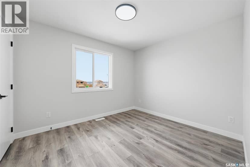 864 Nightingale ROAD — photo 17 of 24