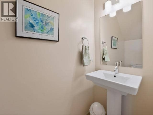 11-35 Normandy Road — photo 22 of 35