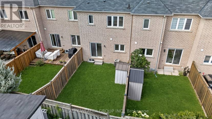 35 Matthewson Avenue — photo 25 of 26