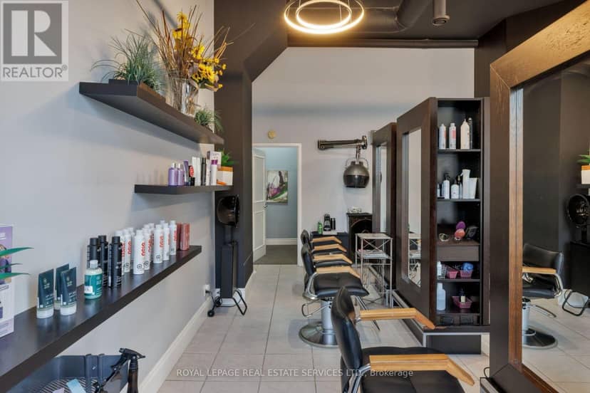 7 - 120 Bronte Road — photo 33 of 40