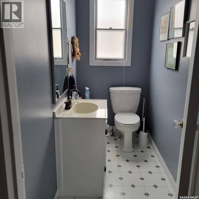 2301 15th AVENUE — photo 13 of 36