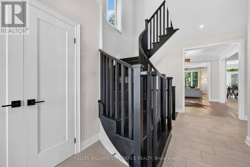 25 Atlantis Drive — photo 7 of 40