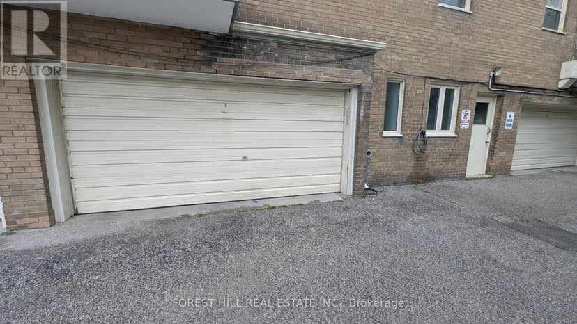 305 - 55 Neptune Drive — photo 15 of 17