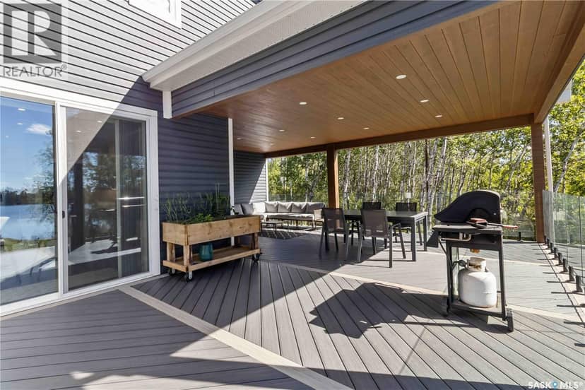 Luxurious Lakefront Acreage on Little Loon — photo 32 of 40