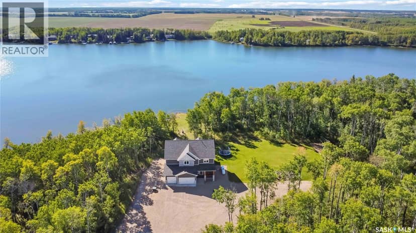 Luxurious Lakefront Acreage on Little Loon — photo 35 of 40