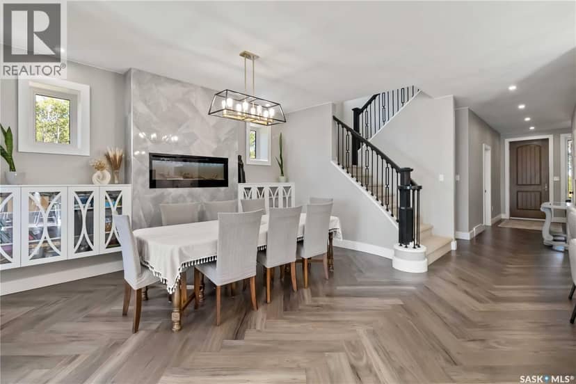 Luxurious Lakefront Acreage on Little Loon — photo 9 of 40