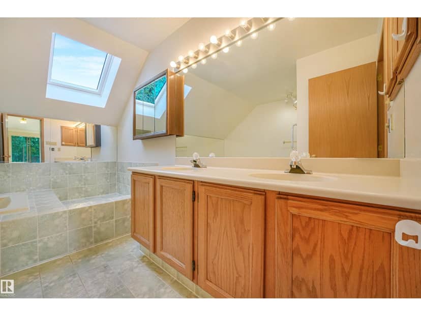 #18 500 Lessard Dr NW — photo 39 of 40